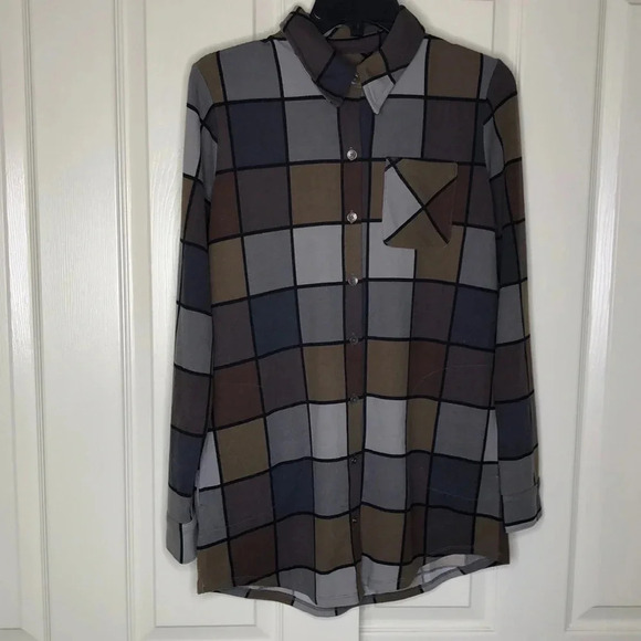 D&CO. Long Sleeve Plaid Top - Picture 1 of 7